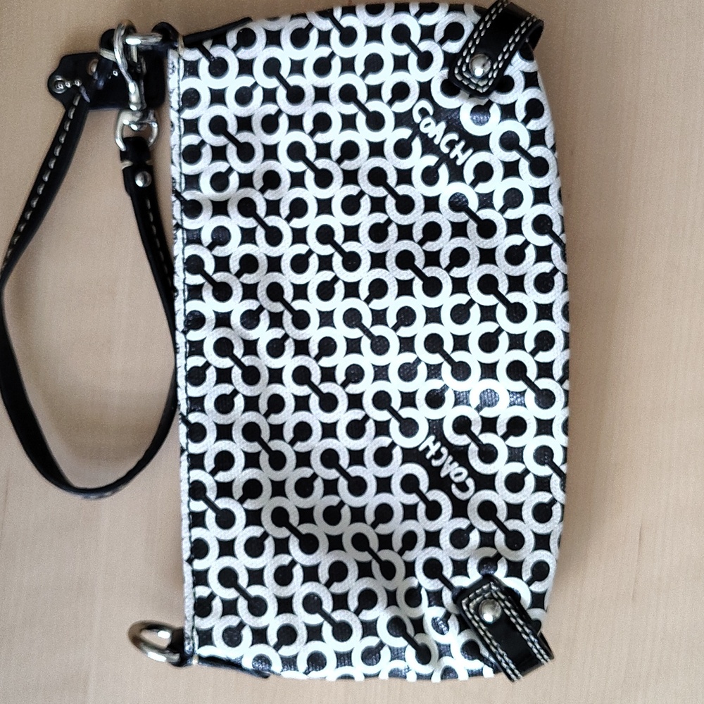 Coach Geometric Clutch Wristlet - Picture 3 of 7